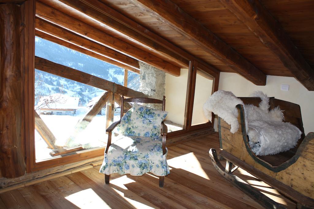 Agriturismo Barba Gust Cesana Torinese Buitenkant foto